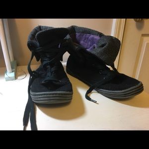 Blowfish sneakers size 9 used